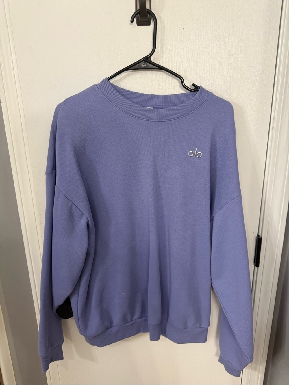 ALO Yoga Lavender Crew Sweatshirt